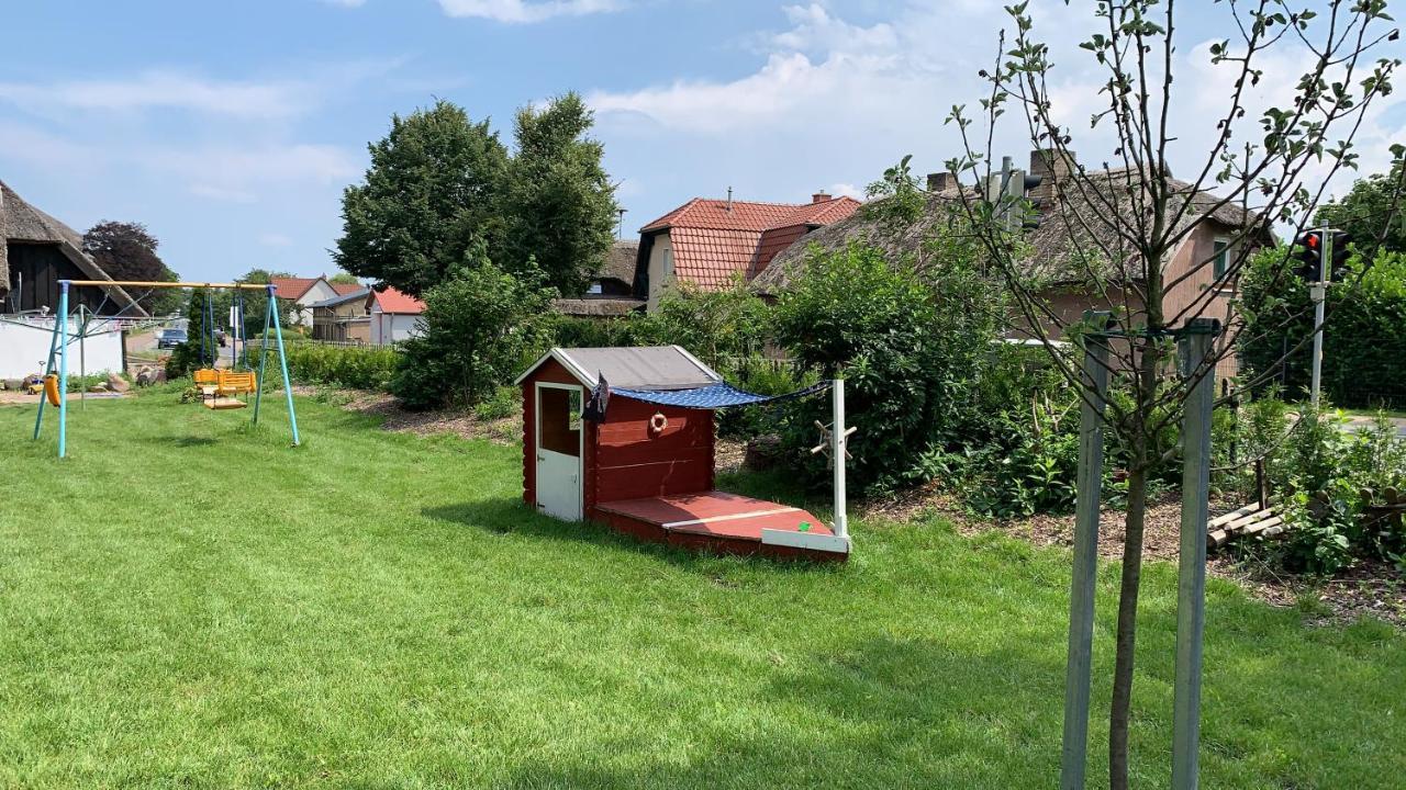 Ferienhaus Alte Schule Rambin auf Rügen Exterior foto